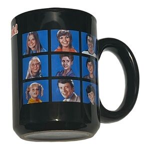 Zak Designs Brady Bunch Graphic Coffee Cup – Vibrant 80’s Retro Pop Art 12oz Mug
